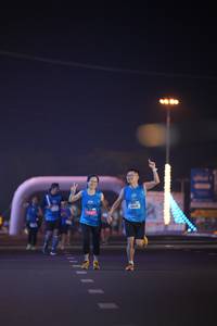 BIB: 1048, 1000
                            <button type="button" onclick="openModal(20797681)" class="btn btn-primary btn-sm float-right btn-popup" data-toggle="modal" data-target=".modal-high-quality">
                        <i class="fas fa-shopping-cart"></i> Add to Cart
                    </button>
                                            <button type="button" onclick="isThisMe(20797681, true)" class="btn btn-success btn-sm float-right btn-popup btn-isme hidden" data-toggle="tooltip" data-placement="bottom" title="นี่คือรูปของคุณใช่ไหม คลิกที่นี่เพื่อเอาเข้าอัลบั้ม">
                        <i class="fas fa-plus"></i> Add to album
                    </button>
                    <button type="button" onclick="isThisMe(20797681, false)" class="btn btn-warning btn-sm float-right btn-popup btn-isnotme hidden">
                        <i class="fas fa-ban"></i> Remove from album
                    </button>